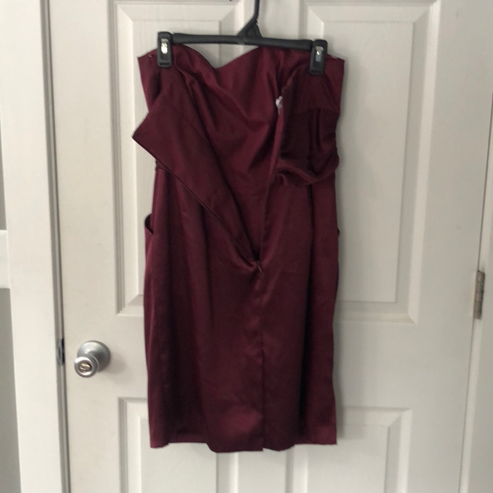 Dress - Picture 3 of 5